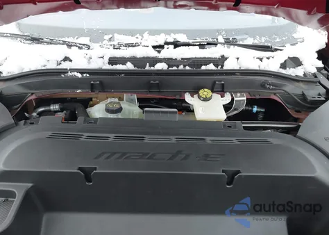 2025 Ford Mustang Mach-E Gt z USA, uszkodzony, nr VIN 3FMTK4SX9SMA04309